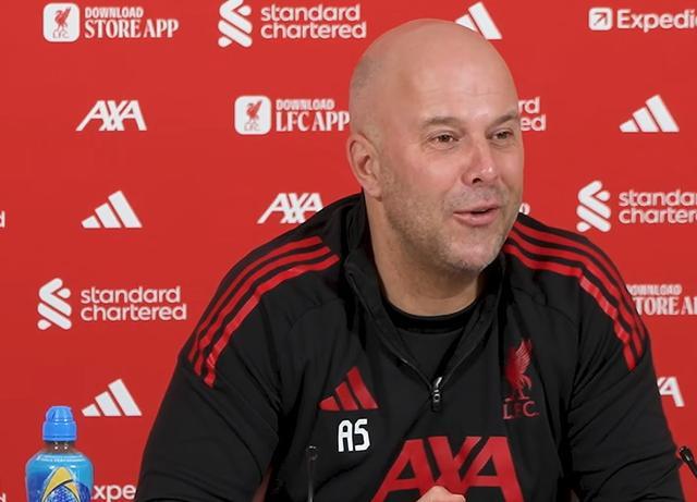 开云体育app下载入口-斯洛特：我要赞扬罗伯逊在媒体面前的发言；很高兴萨拉赫回归